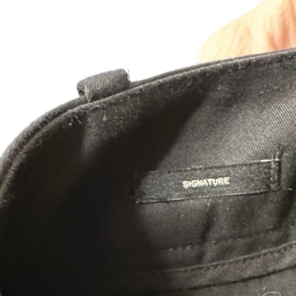 Talbot's Signature Black Crop‎ Pants - Picture 5 of 6